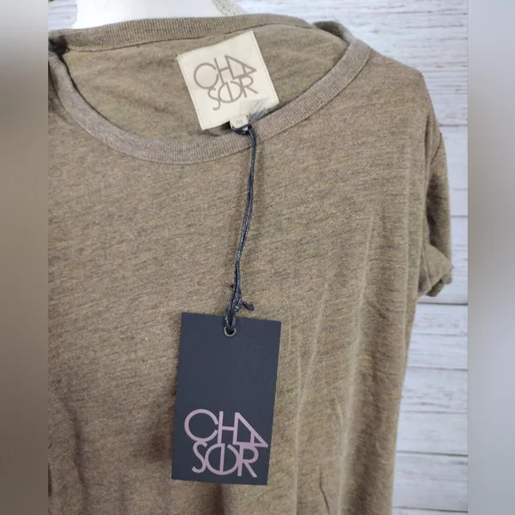 Chaser Ruffle Back Tee - Picture 5 of 8